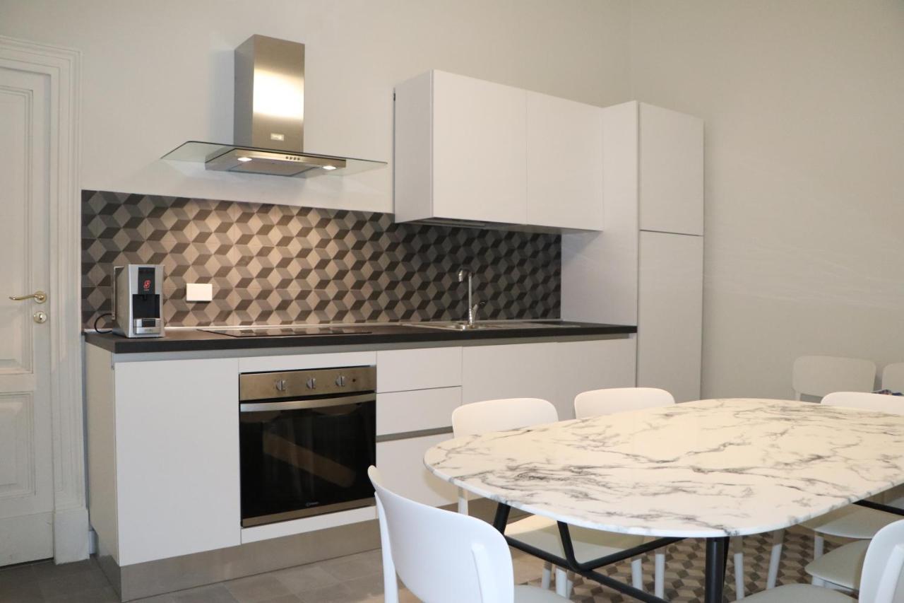 Domus Iole Appartamento Nel Centro Storico Catania Luaran gambar