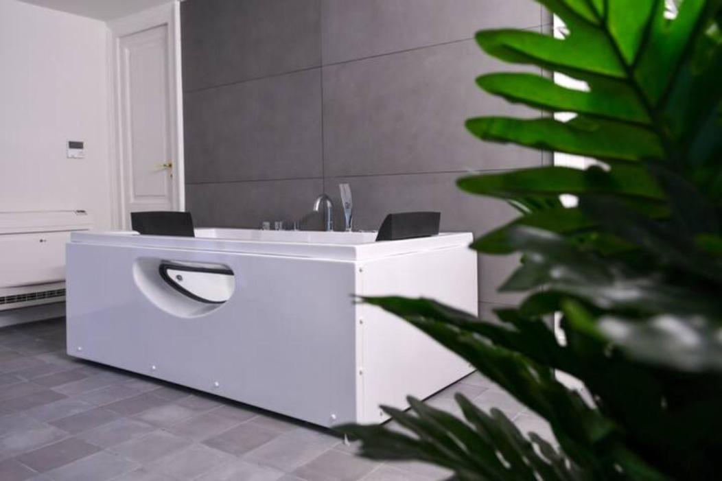 Domus Iole Appartamento Nel Centro Storico Catania Luaran gambar