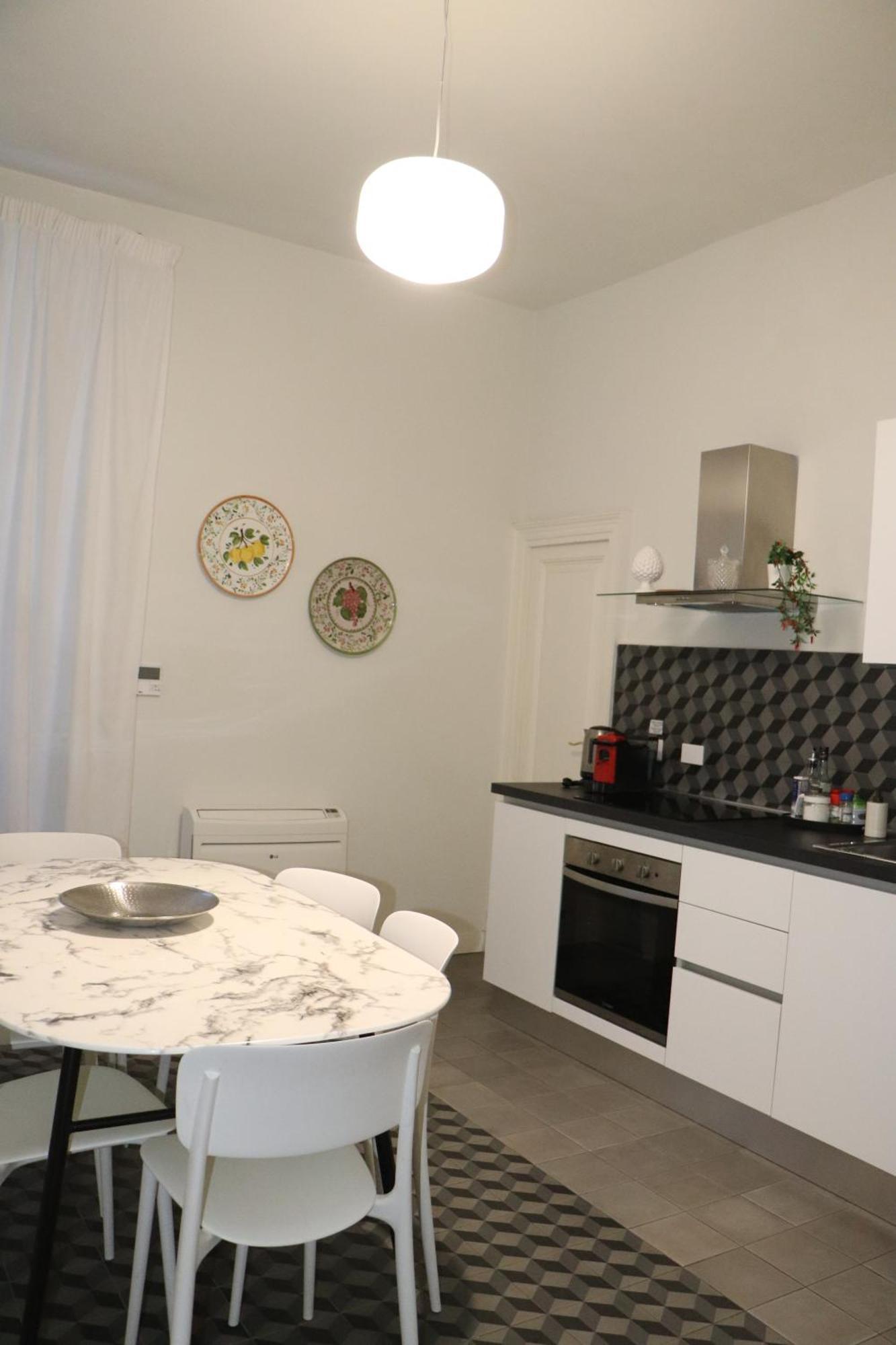 Domus Iole Appartamento Nel Centro Storico Catania Luaran gambar